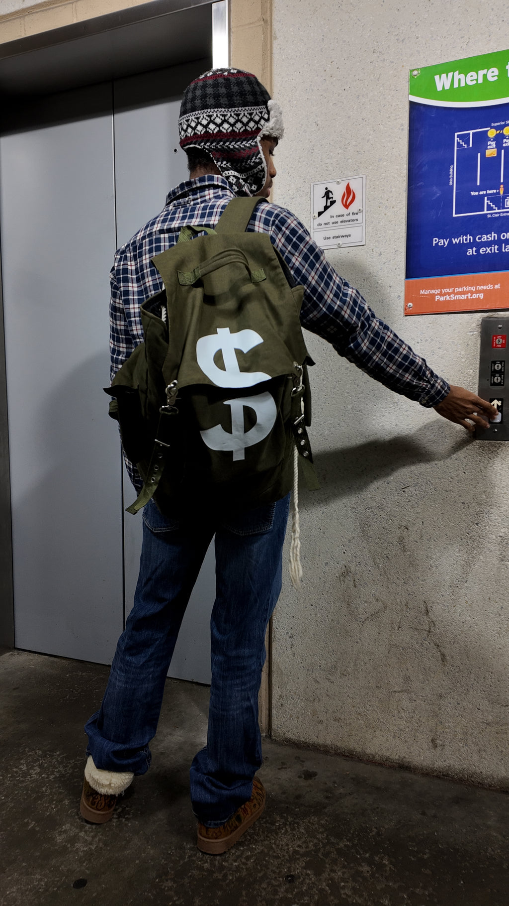 AFTER THE MONEY BOOKBAG