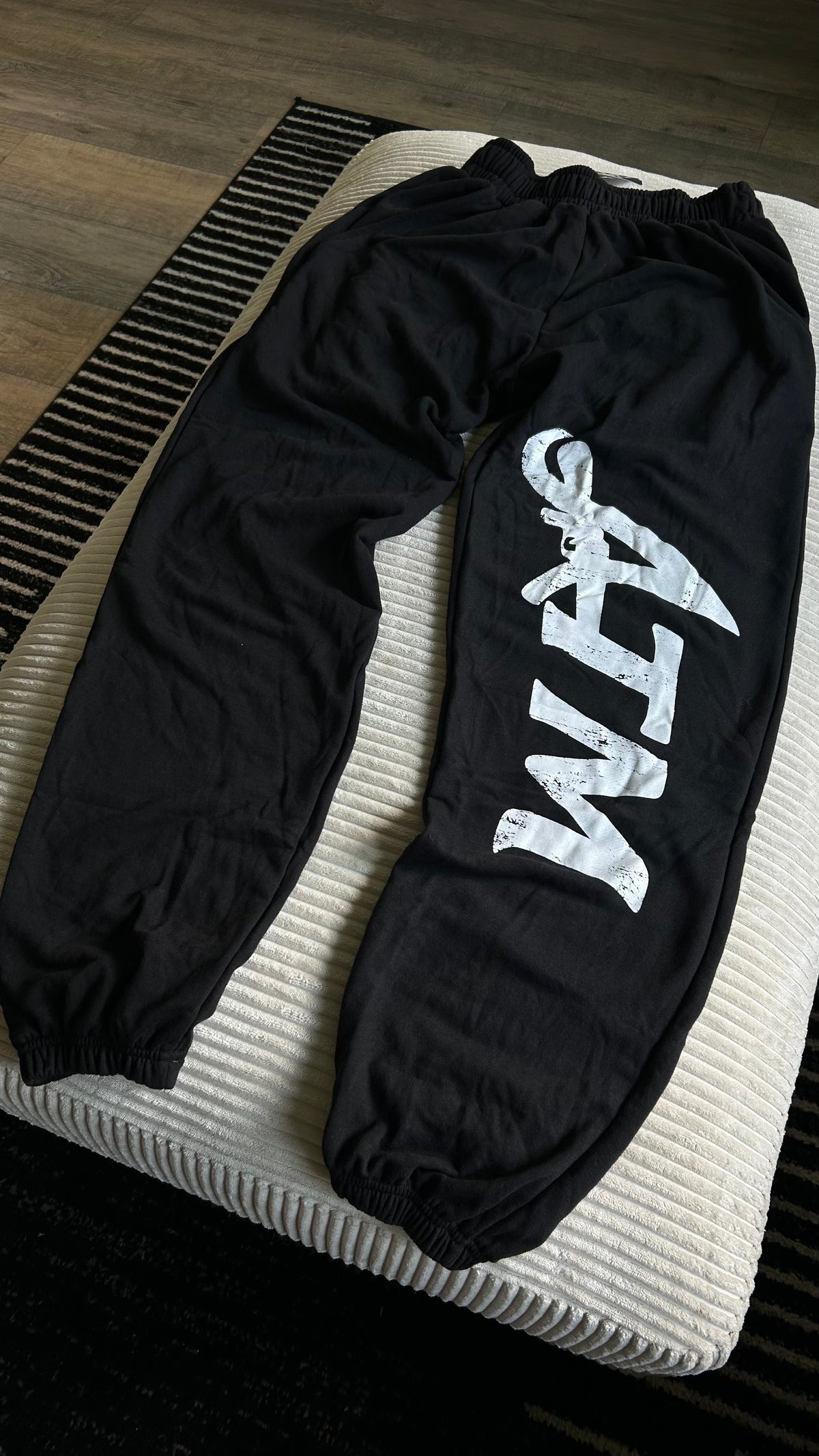 BAGGY ATM SWEATS